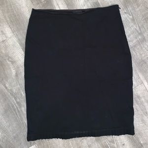 EXPRESS STRETCH SKIRT SIZE 13/14